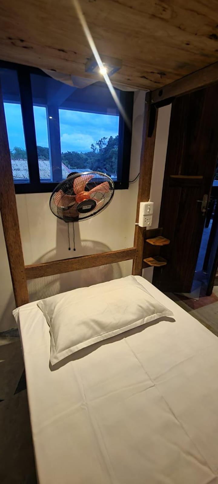 The Empyrean Airport Transit Hotel 카투나야크 외부 사진